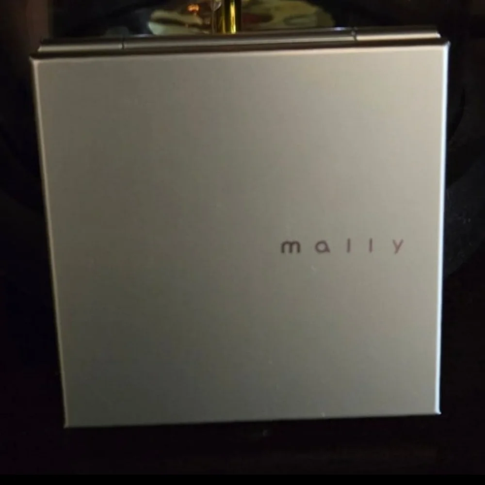 MALLY BEAUTY 24/7 EYE LINING SYSTEM